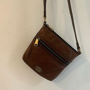 Authentic leather fossil crossbody purse
